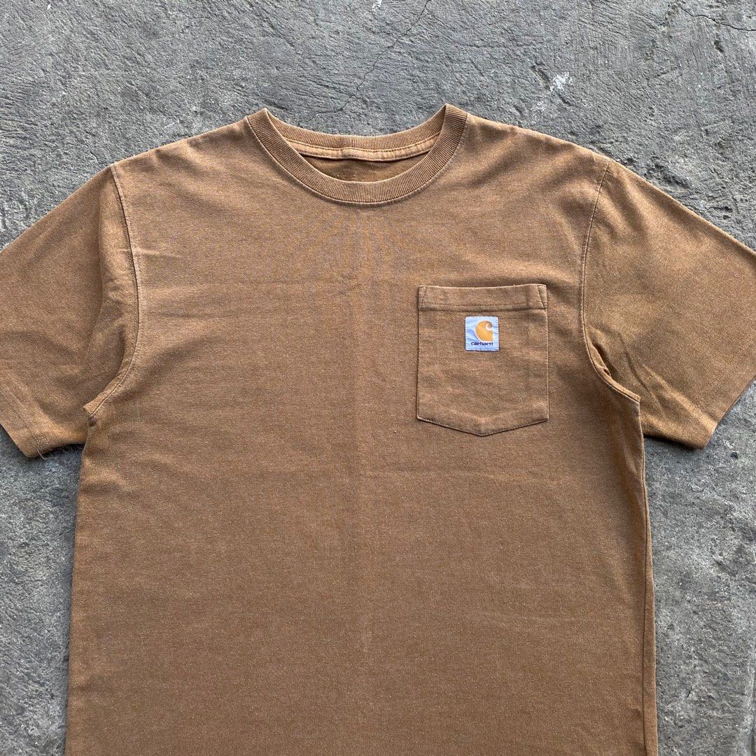 Carhartt Heather Brown Pocket Tee (Category: Tshirts & Polo Shirts ) located in Calamba. Submitted by thriftguide (Listing ID 1435633380, Image 2). Description: Carhartt Heather Brown Pocket Tee Authentic Excellent Condition Size Small on tag, Fits Large Width: 20.5” Length: 29.5”.