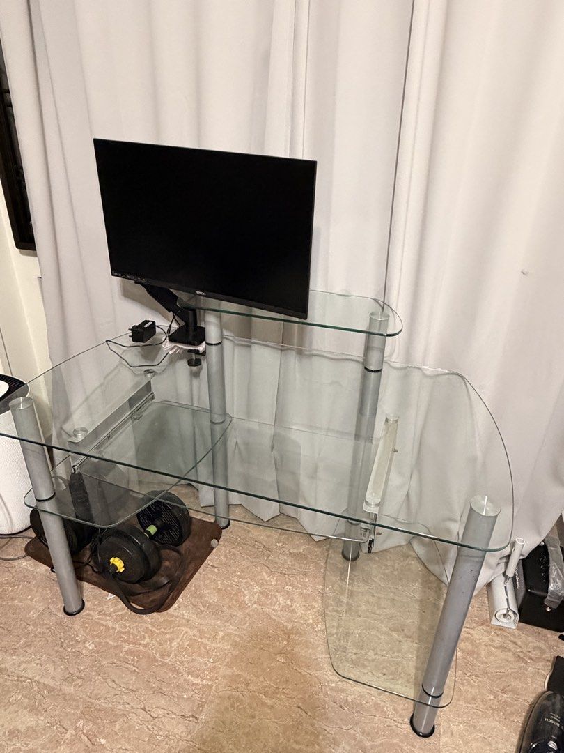 Computer Table / study desk (Category: Tables & Sets) located in Singapore. Submitted by shen6680 (Listing ID 1435616253, Image 2). Description: Good condition, self pick up at 610360 Just glass table only, LCD screen is not included Table top Height 75cm Table top Width 112cm .