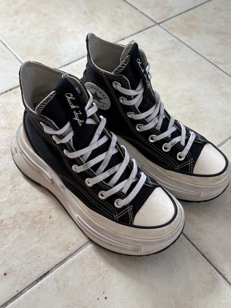 Converse Run Star Legacy CX (Category: Sneakers) located in Pasig City. Submitted by adikinsdeclutter (Listing ID 1435587290, Image 3). Description: Originally bought for ₱5000 Price is negotiable. Shoes is clean, all dirt you see are stain but still can be removed. .