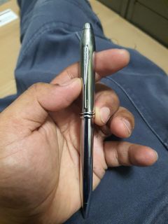 (Category: ) located in . Submitted by dunhilllite (Listing ID 1435707197, Image 1). Description: .