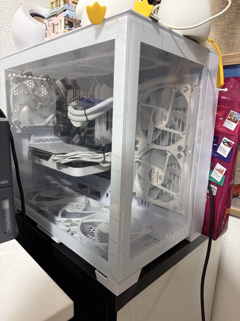 Custom Gaming PC443100999839928321