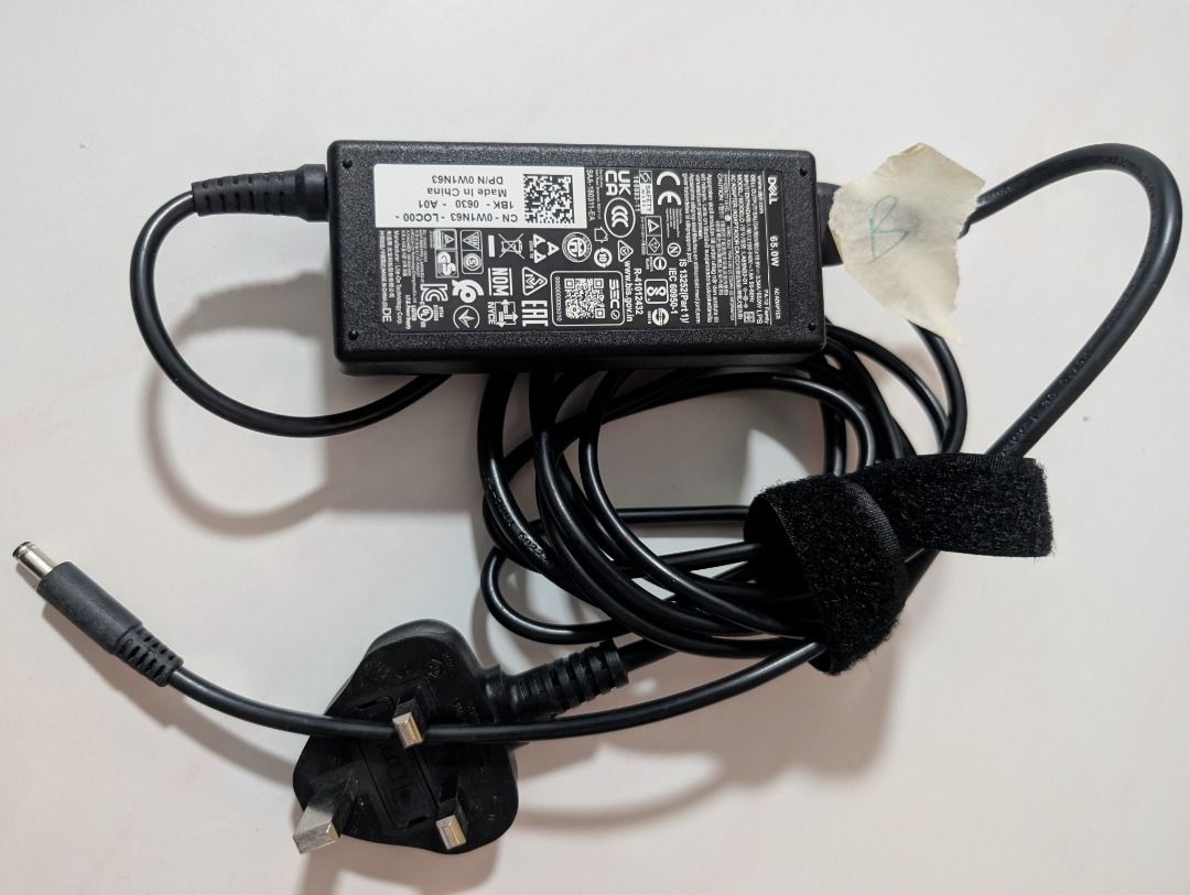 Dell. LA65NS2-01  65W AC Adapter Charger