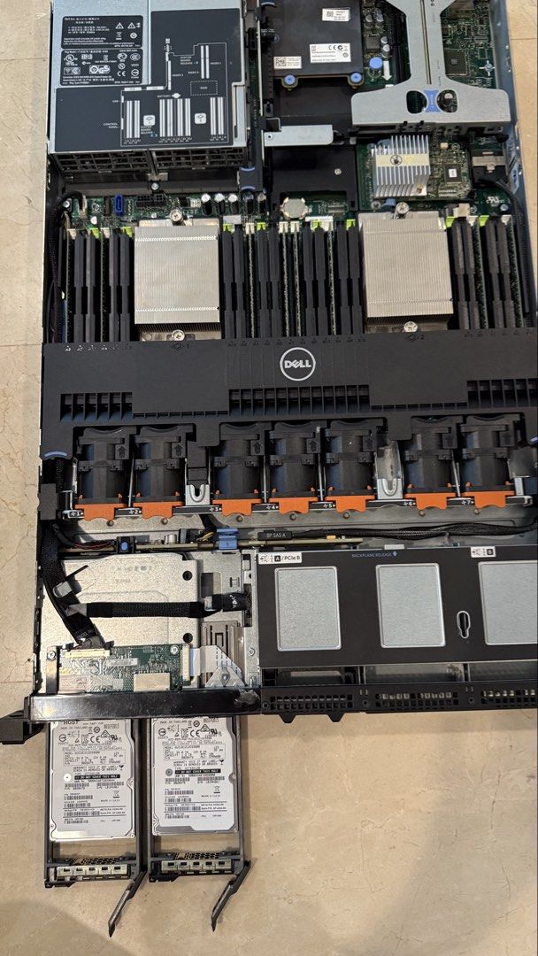 Dell PowerEdge R620 1U Server443122138838487042
