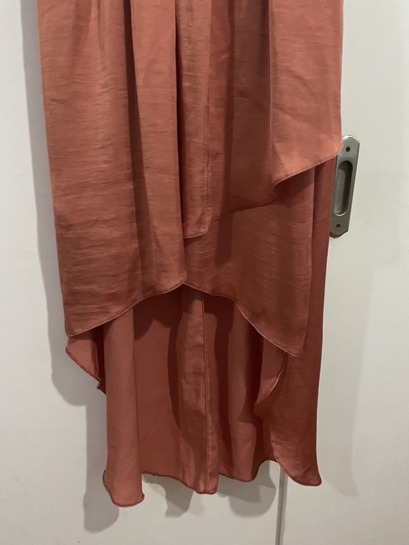 Dorothy Perkins Asymmetrical Dress (Category: Dresses) located in Makati City. Submitted by Pinksisters (Listing ID 1435640403, Image 2). Description: - Dorothy Perkins dress - V-neckline - Asymmetrical hem - Back zipper closure - Sleeveless - Solid color, satin-like material - US size 6, EUR 38, UK 10.
