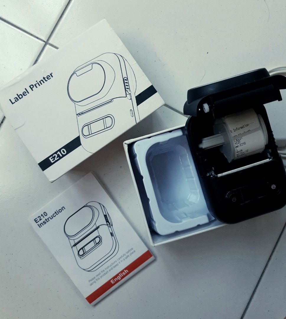 E210 Portable Label Printer - Brand New442766489488599041