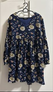 (Category: ) located in . Submitted by prettythriftss (Listing ID 1435637827, Image 1). Description: .