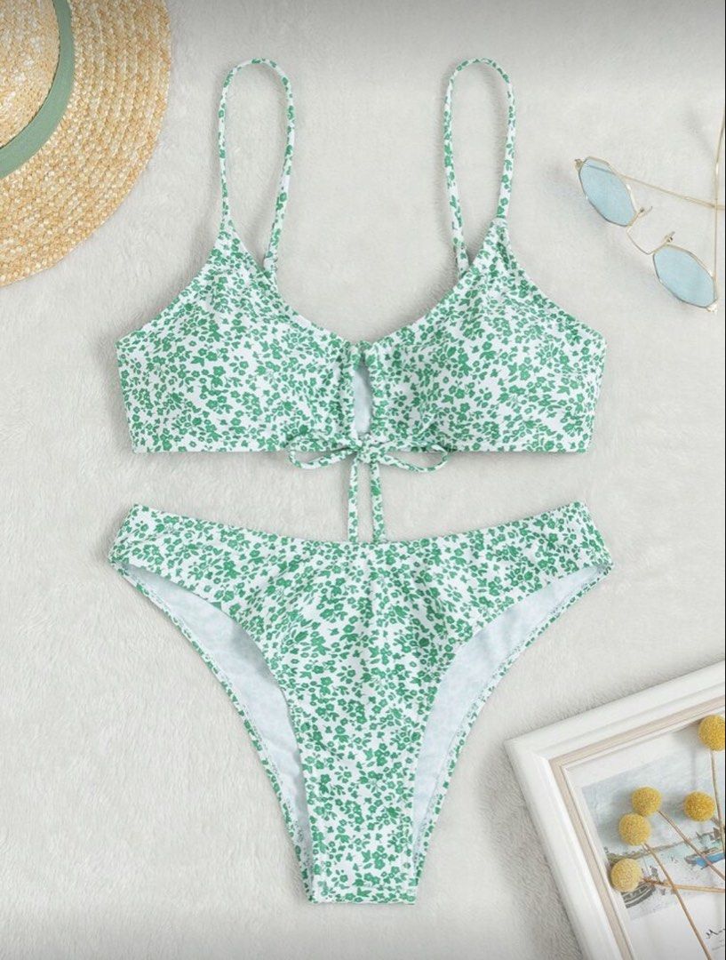 floral two piece bikini (Category: Bikinis & Swimsuits) located in Las Pinas. Submitted by nylth (Listing ID 1435530376, Image 1). Description: - used thrice - padded.
