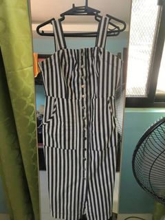 Forever 21 Halter Bodycon Midi Dress, Women's Fashion, Dresses & Sets,  Dresses on Carousell