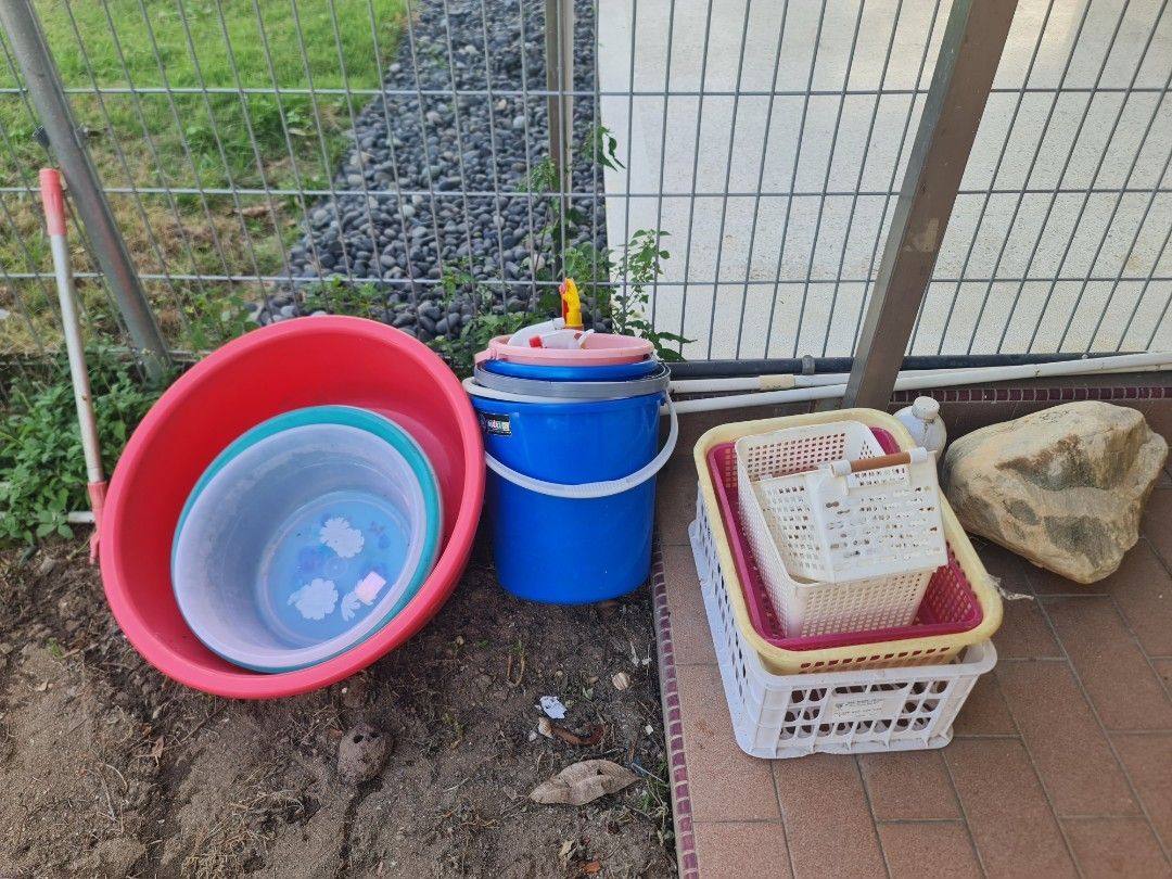FREE Buckets / Pails / Basins / Plastic Baskets – Must Collect Today