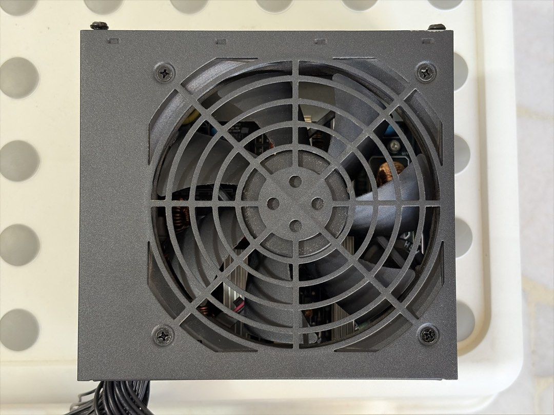 FSP HV Pro 85+ 650W Power Supply PSU442770920100352003