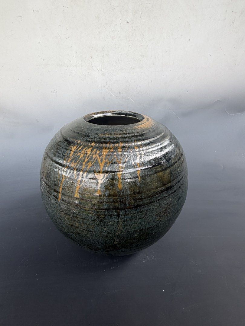 Handmade Ceramic Vase - Unique Design443278447273594881