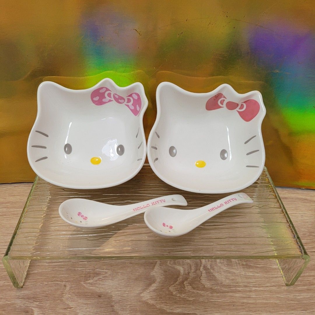 Hello Kitty ceramic  bowls matching spoons.