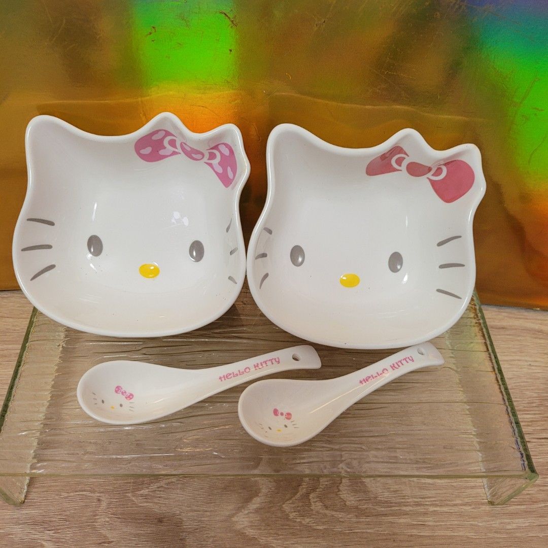 Hello Kitty ceramic bowls matching spoons.443185414611947521