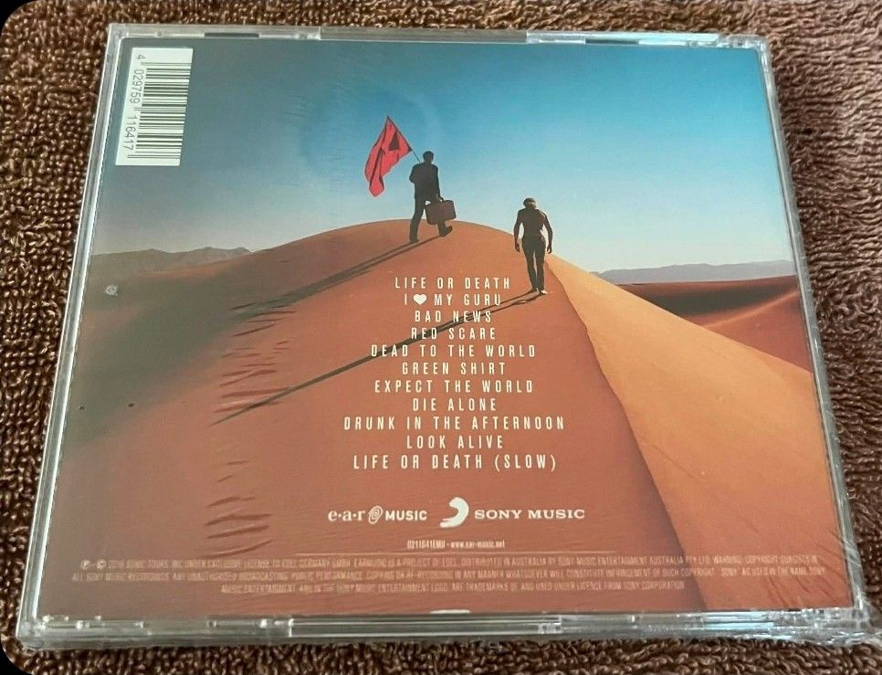 Helmet - Dead To The World (Category: CDs & DVDs) located in Cebu City. Submitted by g_roshamboo (Listing ID 1435607500, Image 3). Description: jewel case sealed.
