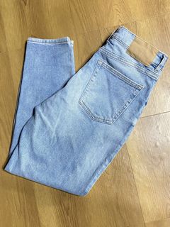 (Category: ) located in . Submitted by hello.marie (Listing ID 1435560071, Image 1). Description: .