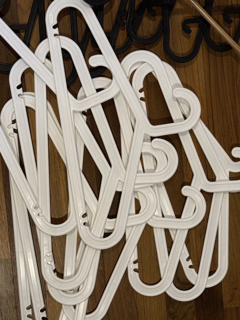 IKEA hangers443049973699072003