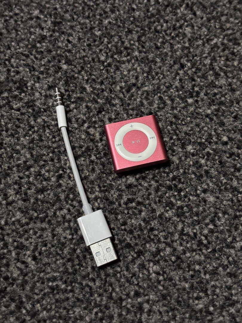 Ipod Nano Shuffle 4th Gen (Category: Portable Audio Accessories) located in Bulacan. Submitted by thriftstarph (Listing ID 1435617212, Image 1). Description: PLEASE READ THE DESCRIPTION BELOW ‼️ Ipod Shuffle 4th Gen 2Gb Free charger Issue: Battery pero na ddetect sya sa itunes.