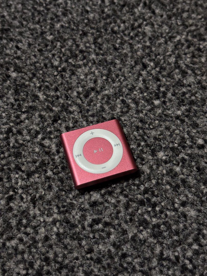 Ipod Nano Shuffle 4th Gen (Category: Portable Audio Accessories) located in Bulacan. Submitted by thriftstarph (Listing ID 1435617212, Image 2). Description: PLEASE READ THE DESCRIPTION BELOW ‼️ Ipod Shuffle 4th Gen 2Gb Free charger Issue: Battery pero na ddetect sya sa itunes.