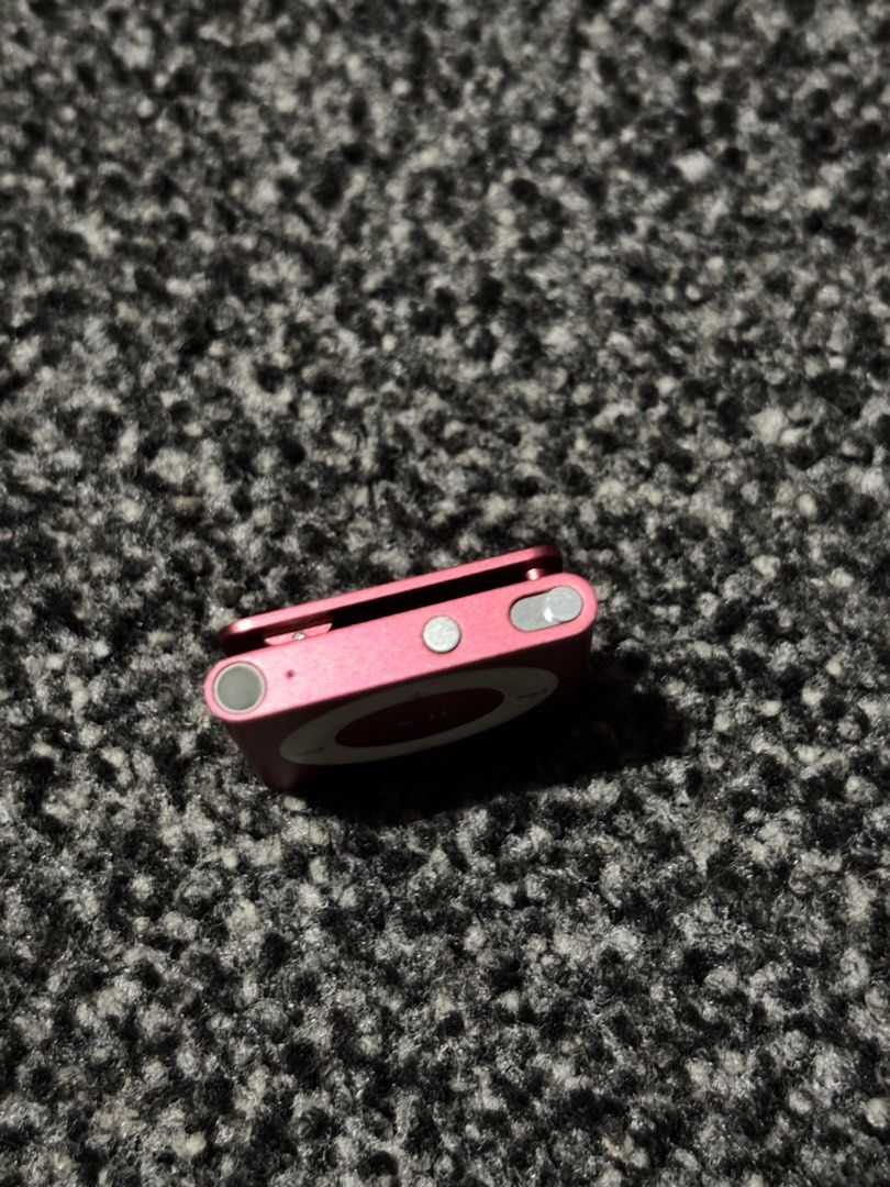 Ipod Nano Shuffle 4th Gen (Category: Portable Audio Accessories) located in Bulacan. Submitted by thriftstarph (Listing ID 1435617212, Image 3). Description: PLEASE READ THE DESCRIPTION BELOW ‼️ Ipod Shuffle 4th Gen 2Gb Free charger Issue: Battery pero na ddetect sya sa itunes.
