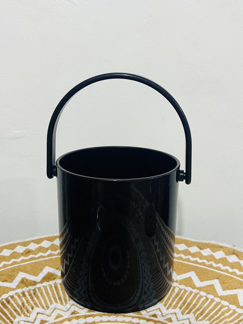 Japan minimalist Black ice bucket (Category: Other Kitchenware & Tableware) located in Cavite. Submitted by wishie_collects (Listing ID 1435604029, Image 1). Description: Japan Black ice bucket Made of Thick quality plastic .