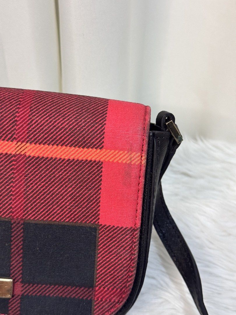 Kate Spade small crossbody Bag (Category: Luxury Bags & Wallets) located in Kabankalan. Submitted by vera.styles (Listing ID 1435522927, Image 2). Description: .