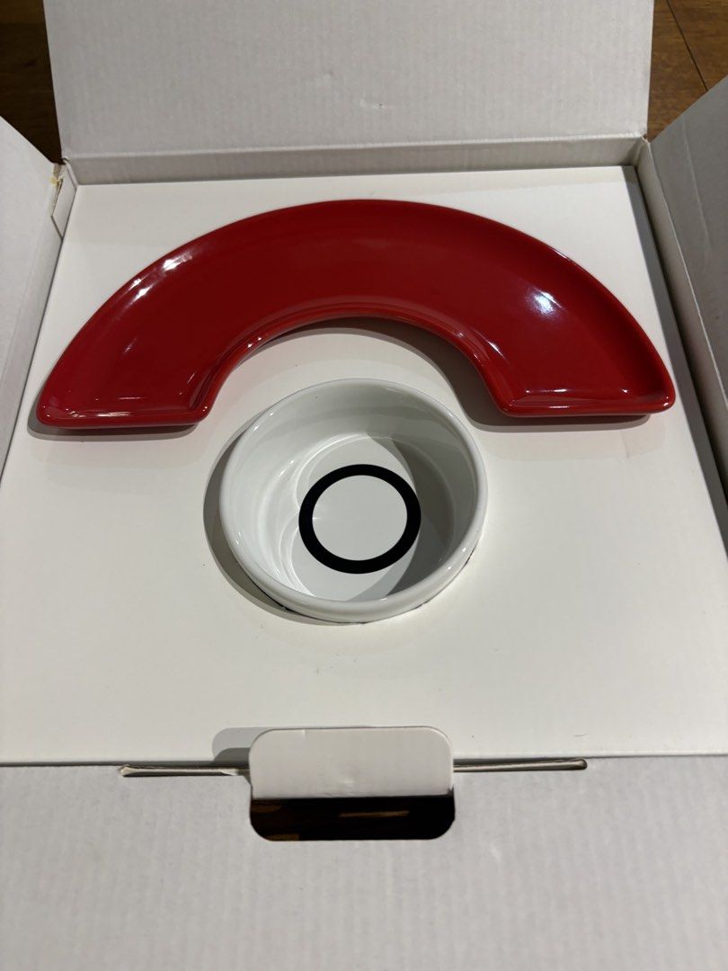Le Creuset x Pokemon Serving Dish Set443178420054282244