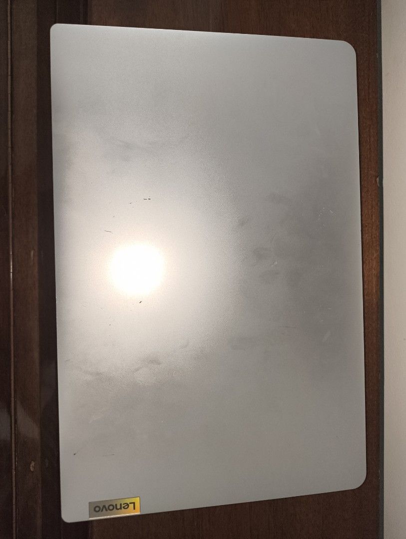 Lenovo Laptop - Like New Condition442987422963486721