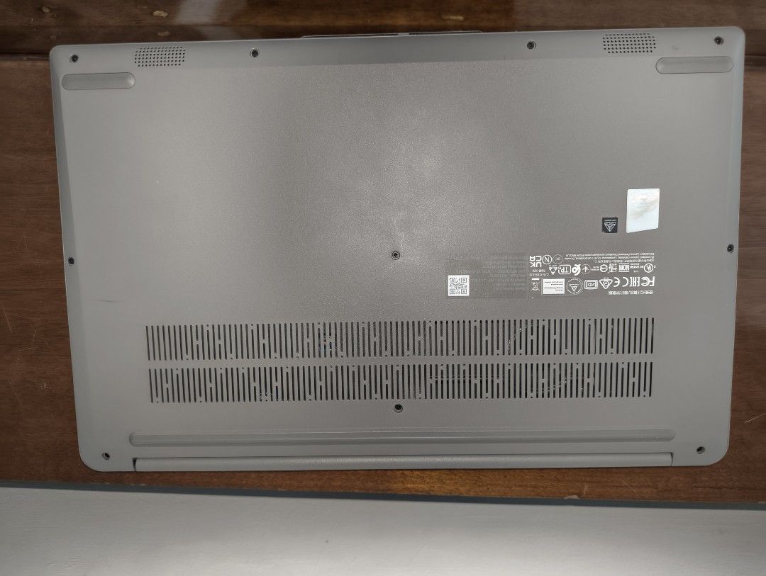 Lenovo Laptop - Like New Condition442987422963486723