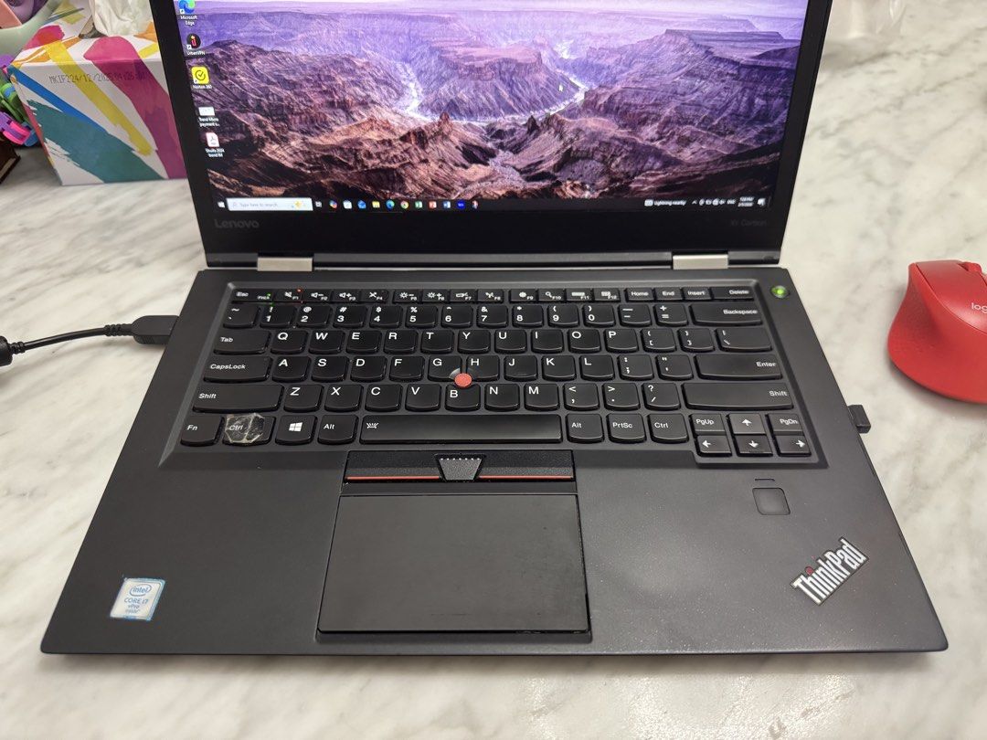 Lenovo ThinkPad X1 Carbon 4th Gen Laptop