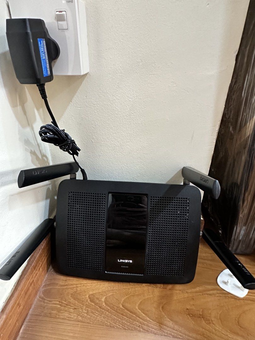 Linksys EA8100 Wireless Router443004162419599360