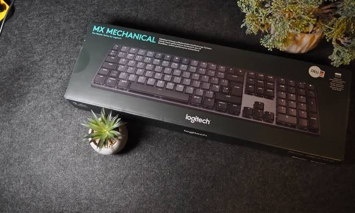 Logitech MX Mechanical Keyboard442883526645534720