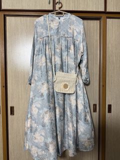(Category: ) located in . Submitted by petal.preloved (Listing ID 1435593252, Image 1). Description: .