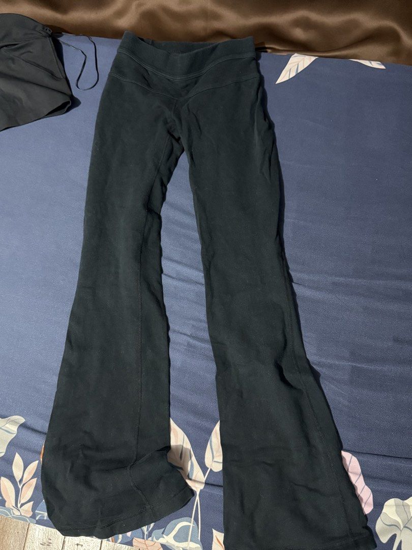 Lululemon Flare pants (Category: Other Bottoms) located in Manila. Submitted by mayyyyyx (Listing ID 1435664318, Image 3). Description: Lululemon Embroided Black Flare pants 🖤 Cut tags Super nice fit! And comfy.