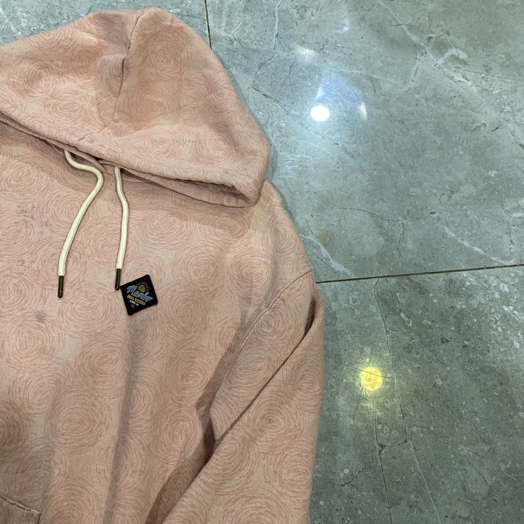 Mambo Australia Hoodie (Category: Coats, Jackets and Outerwear) located in Cebu City. Submitted by laughthrift.ph (Listing ID 1435663493, Image 2). Description: Length - 26 Width - 22 Condition - 8/10 Issue - stains Price - 350 + sf .