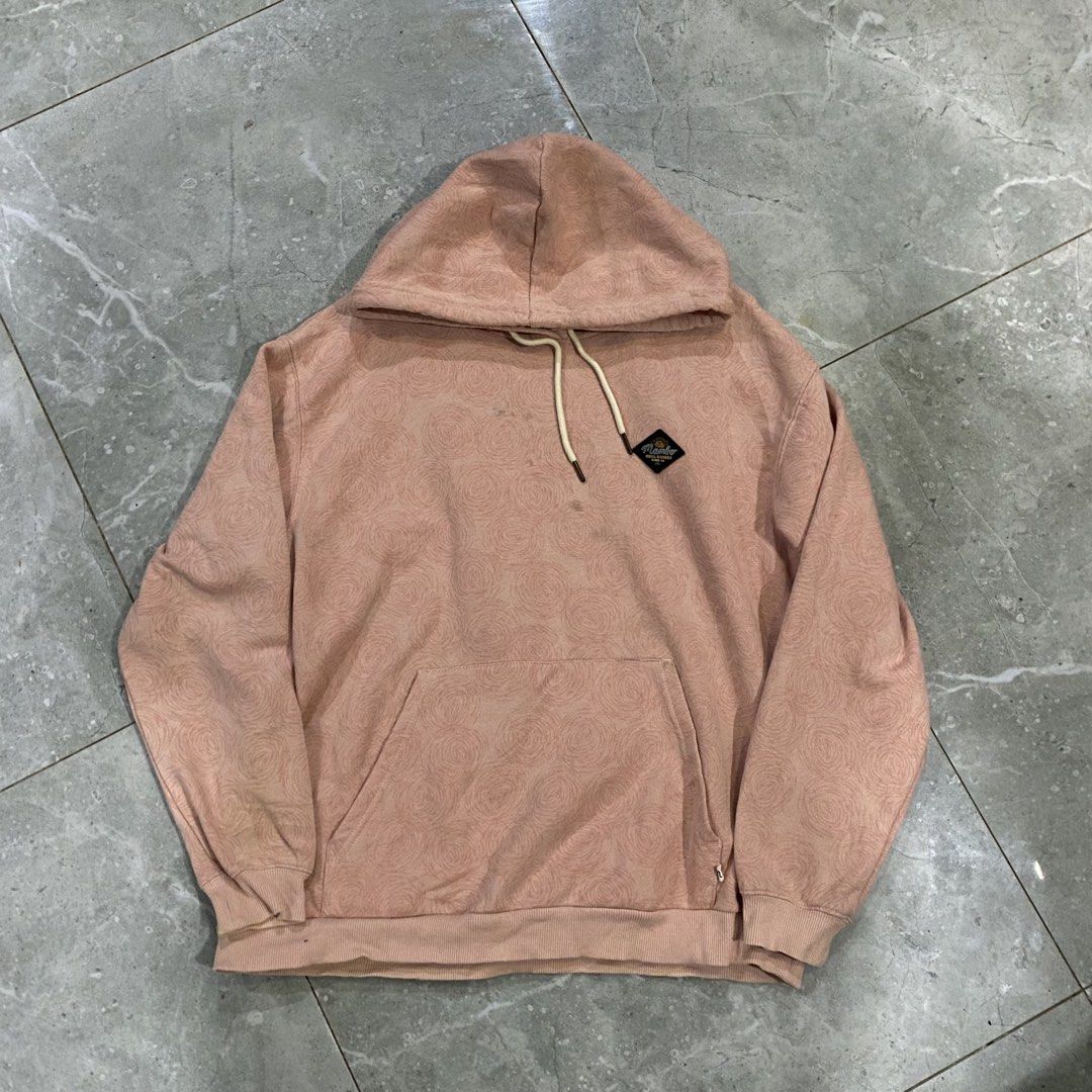 Mambo Australia Hoodie (Category: Coats, Jackets and Outerwear) located in Cebu City. Submitted by laughthrift.ph (Listing ID 1435663493, Image 1). Description: Length - 26 Width - 22 Condition - 8/10 Issue - stains Price - 350 + sf .