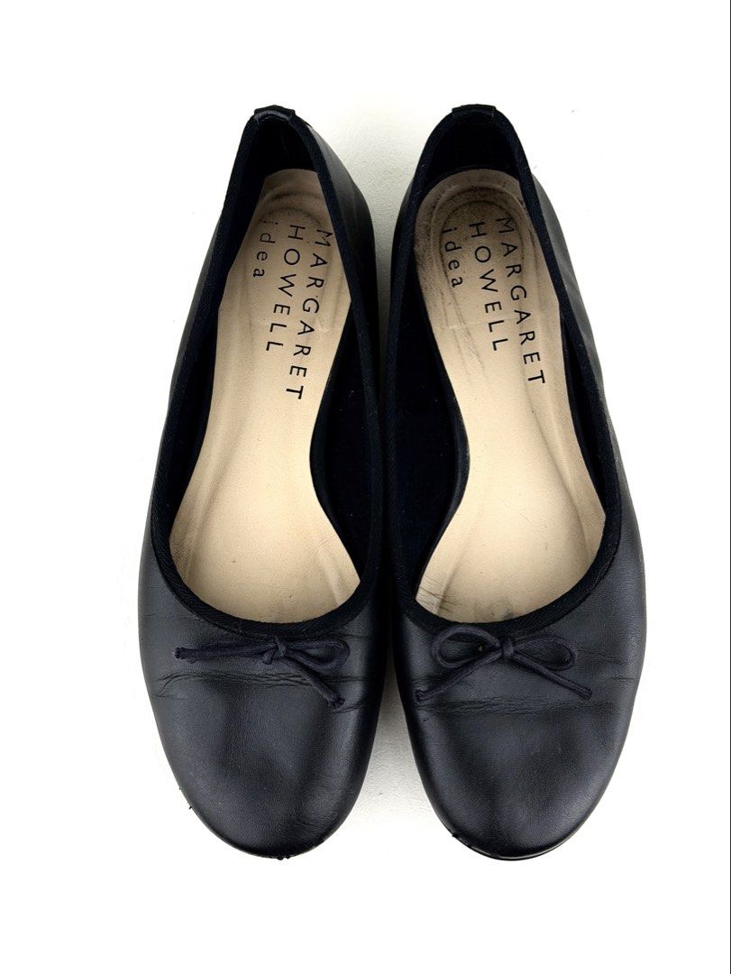 MARGARET HOWELL IDEA Ballerinas (Category: Flats & Sandals) located in Manila. Submitted by luvluxe.mnl (Listing ID 1435712567, Image 1). Description: Fits Size 23 1/2 Made in Japan With minimal signs use seen on pic but is still presentable an din good condition Perf for work, casual or daily use Comfy SRP on other resellers site is 8k +.