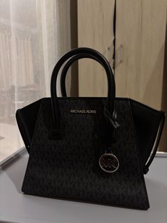 (Category: ) located in . Submitted by iselah (Listing ID 1435652919, Image 1). Description: .