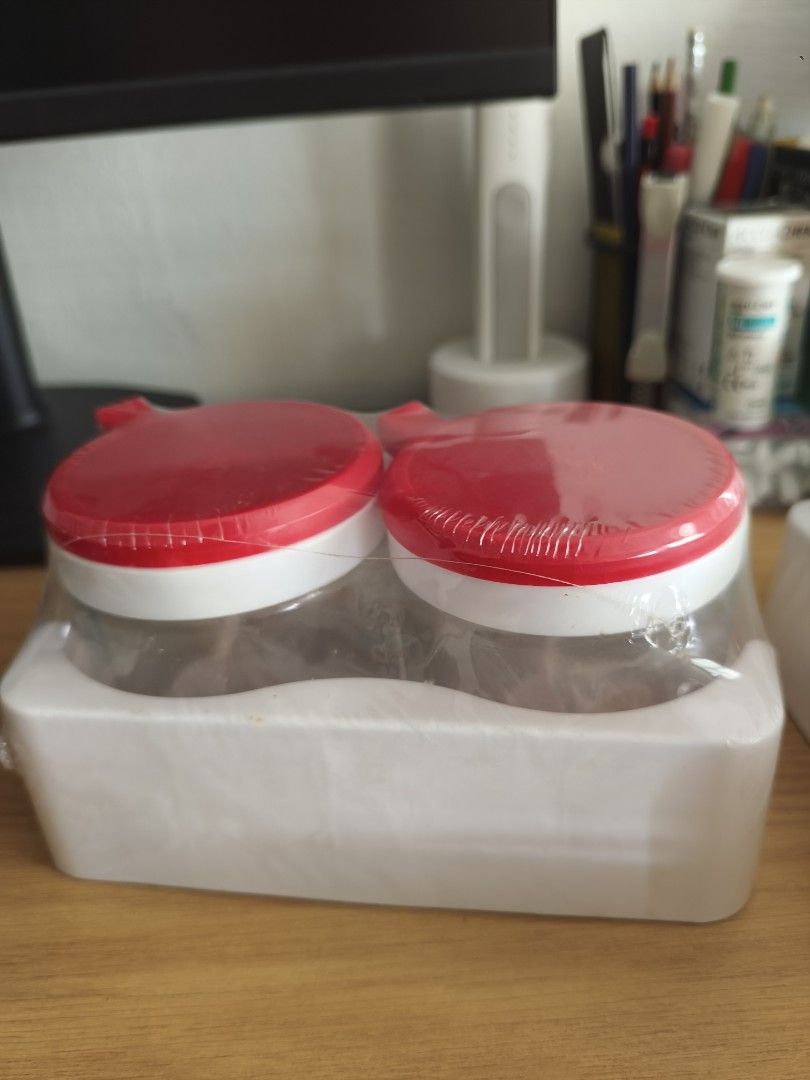 New Spice Jars with Red Lids442952224206366720