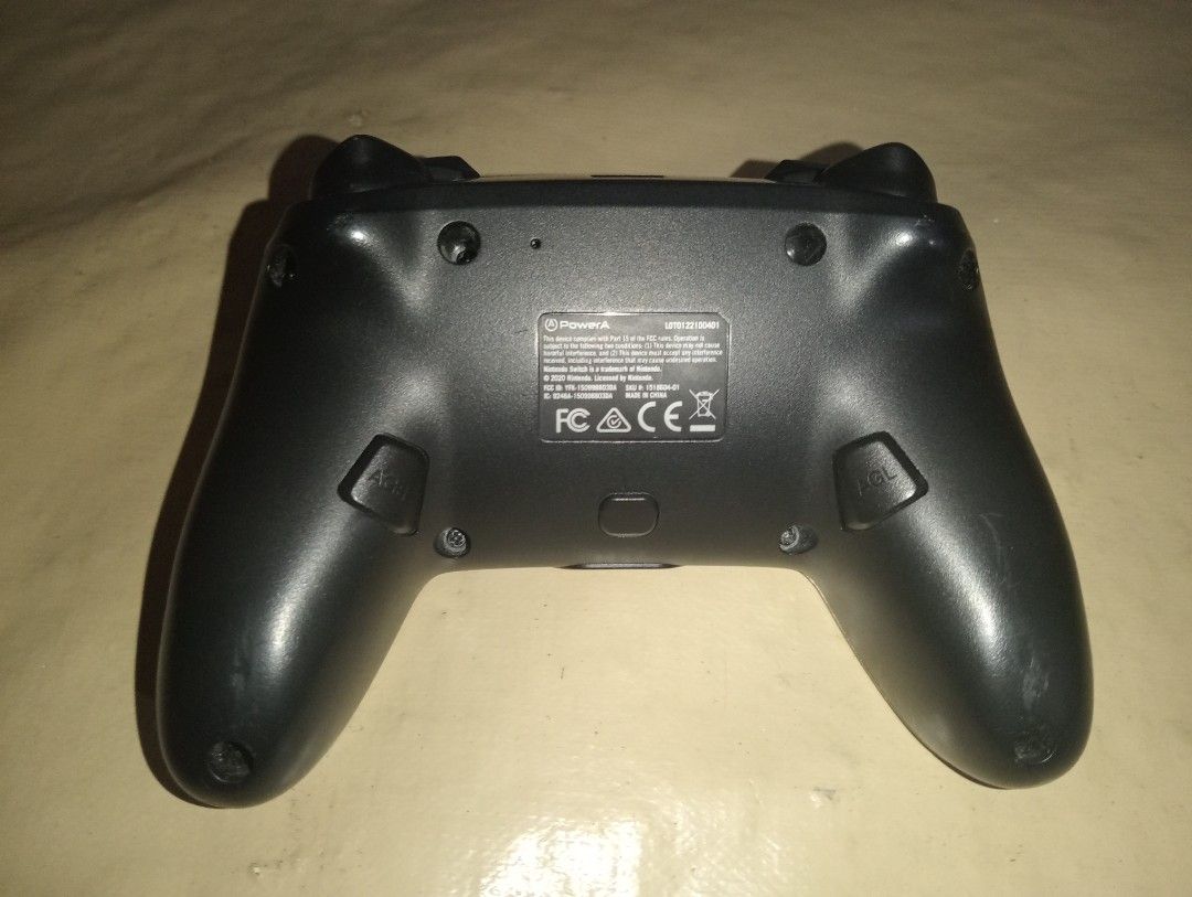 Nintendo Switch Controller - Zelda Edition (Category: Controllers) located in Luna. Submitted by francis_172 (Listing ID 1435662780, Image 2). Description: 🎮 PowerA Enhanced Wireless Controller for Nintendo Switch – Zelda Edition ✅ Fully working ✅ No stick drift ✅ Buttons responsive ✅ Good condition ✅ Wireless connection smooth Legend of Zelda design / collectible look. Perfect extra controller for Nintendo Switch gaming. 📦 No box 💰 Price: ₱20