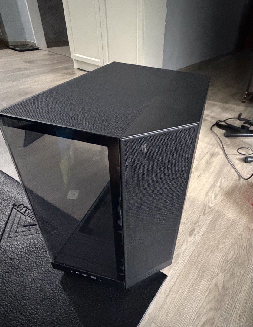 NZXT H6 PC Case - Black443009419938385927