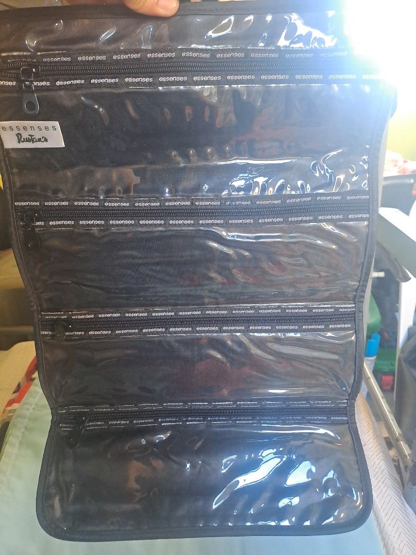Organizer (Category: Makeup) located in Manila. Submitted by maggie54145 (Listing ID 1435524163, Image 2). Description: Bag Organizers fr Rustan's Good condition .