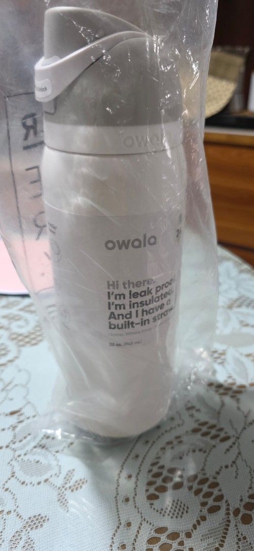 Owala FreeSip Insulated Water Bottle - Gray 945ml