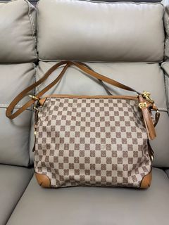 （分類：）位於 。 由 aksy_ 提交（商品編號 1435635206，圖片 1）。簡介： 。