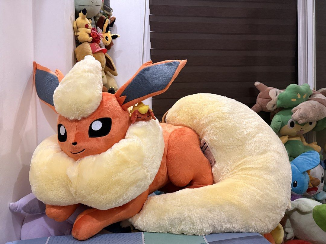 Pokemon Center Life Size Flareon (Category: Plushies & Soft Toys) located in Rizal. Submitted by vecrt (Listing ID 1435550394, Image 1). Description: .