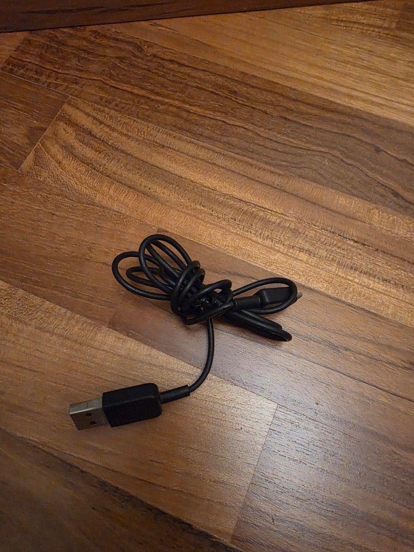 PORTS USB 2.0 High-Speed Hub with free cables444805888859197444