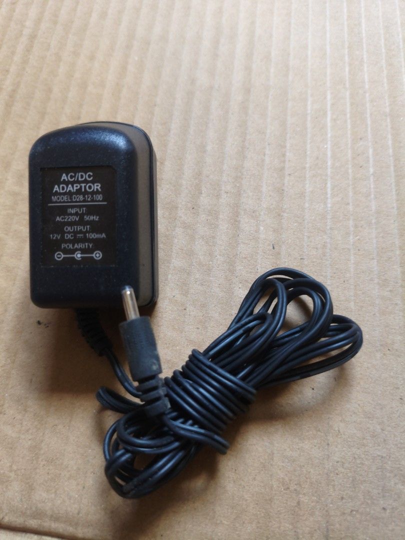Power Adapter Audio Universal Charger (Category: Cables & Adaptors) located in Pasig City. Submitted by coolphoenix-29ac (Listing ID 1435534058, Image 2). Description: .