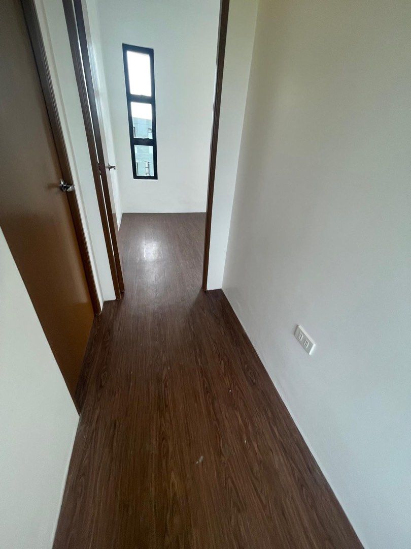 Property near clark airport (Category: House & Lot) located in Paranaque City. Submitted by fredashoppe (Listing ID 1435609604, Image 3). Description: House model: Revolution Nest Address: The Grove At The Lakeshore Block 12A, lot 8. Lot Area: 201sqm. Floor Area: 72sqm. 2 bedroom 3 bathrooms .