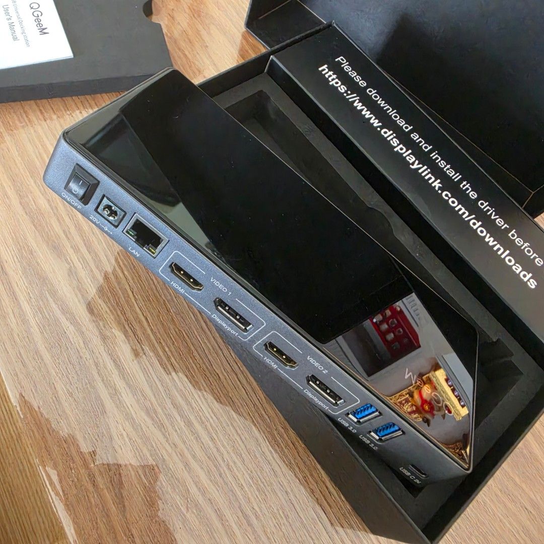 QGeeM Universal USB Docking Station442998875237263362