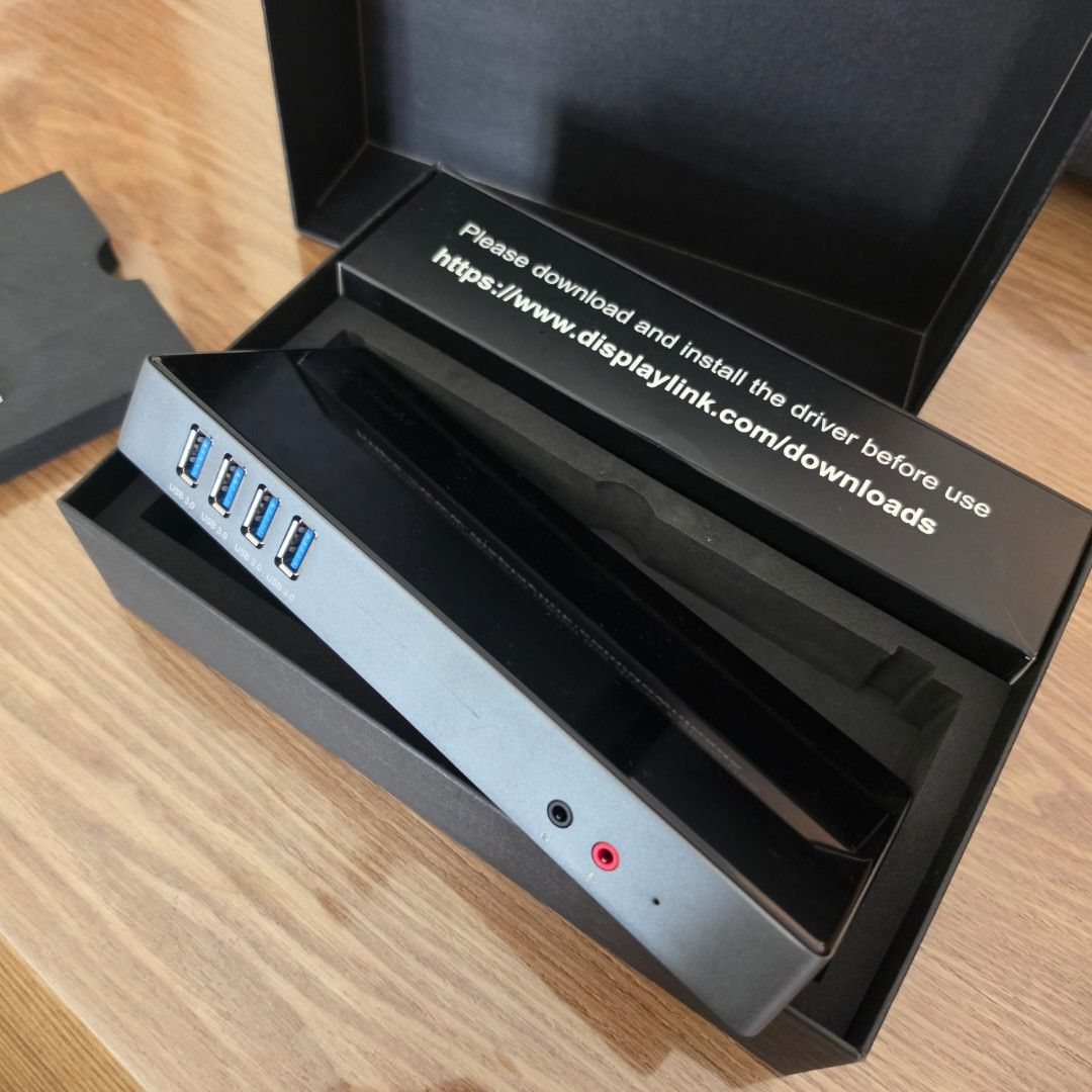 QGeeM Universal USB Docking Station442998875237263363