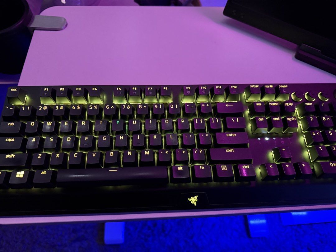 Razer Blackwidow V3 Pro wireless yellow switch443351175131320324